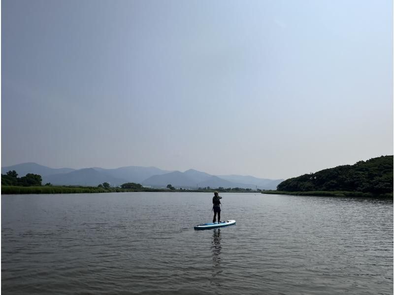 【北海道・SUP体験】透明度の高い支笏湖の湖面をクルージング！SUP体験（半日コース）の画像