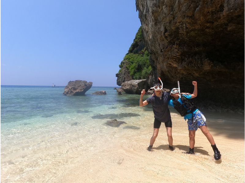 【恋の島　古宇利（こうり島）・今帰仁（なきじん】　ボートスノーケリング（２ラウンド）写真動画撮影プレゼントの紹介画像