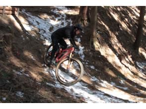 [Yamanashi, Shosenkyo] Beginner MTB experience tour! Ride the ropeway at one of Japan's most scenic spots, Shosenkyo, and take a mountain bike tour along the ancient roads that connect the history of the mountaintop.