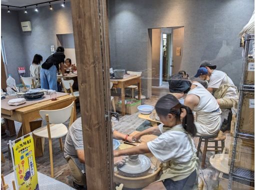 【大阪・貝塚】＼電動ろくろ体験／観光も一緒に！水間寺にある陶芸体験スポットで手作りのオリジナル作品作り【カップルやファミリーにも】の画像