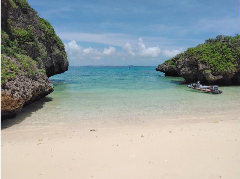 [Okinawa, Miyakojima] Jet skiing! A luxurious tour around Unihama and Irabujima private beaches (2 locations)の紹介画像