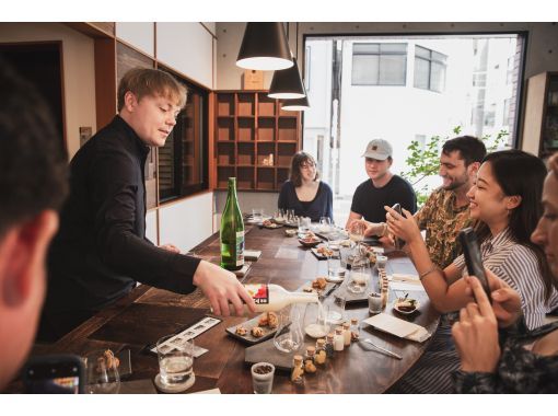 [Tokyo, Kanda] Japanese sake tasting course with a foreign sommelierの画像