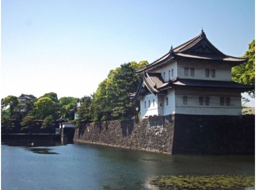 秋の社会科見学！国会議事堂・法務省見学＆ガイドがご案内する皇居さんぽ【029029‐886】の画像