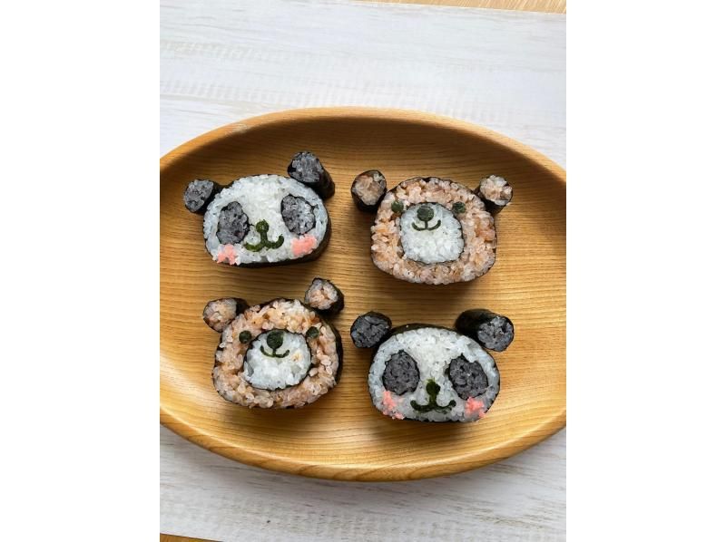 [Tottori/Yonago] Experience making decorative sushi rolls with cute designs! 1 minute walk from the station! Great for solo travelers or families with childrenの紹介画像