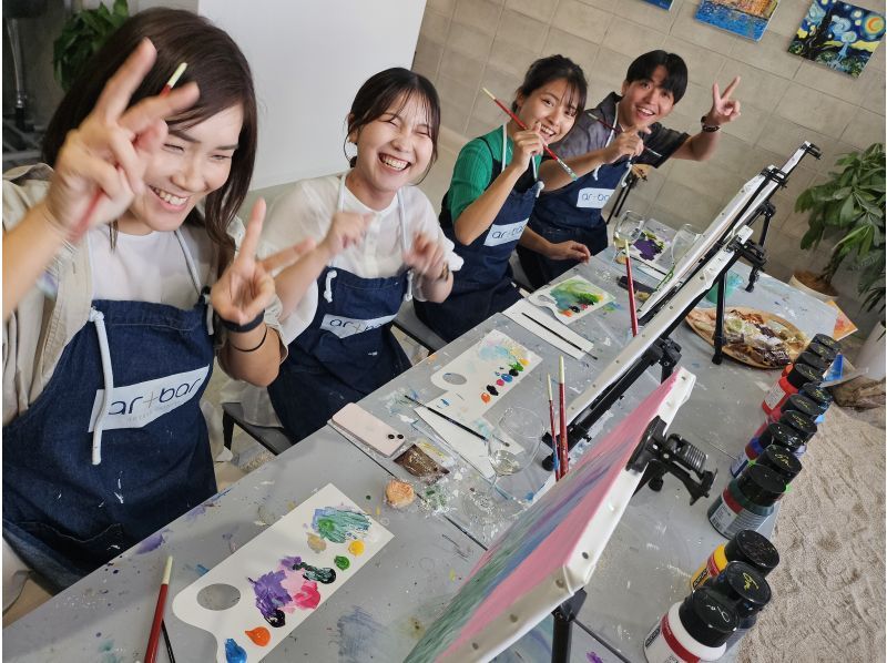 [Okinawa's new spot, southern part] Draw a spectacular view of Okinawa! Enjoy a special art experience with music and wine in a sandy beach studio overlooking the east coast♪の紹介画像