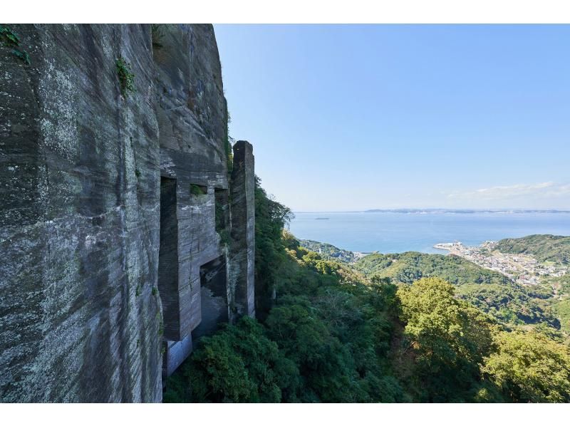 [Boso Peninsula, Nokogiriyama] A private guided trekking tour to explore the mysteries of this otherworldly mountain where faith and industry coexistの紹介画像