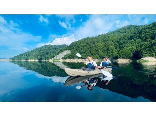 【群馬みなかみ】3歳からOK ！大自然に囲まれた湖でお散歩カヌー体験！写真無料プレゼント♪2025の画像