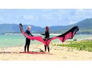 [Ishigaki Island] 1-hour kite surfing experience A popular wind sport in Europe! Women, children, and seniors are welcome (empty-handed)