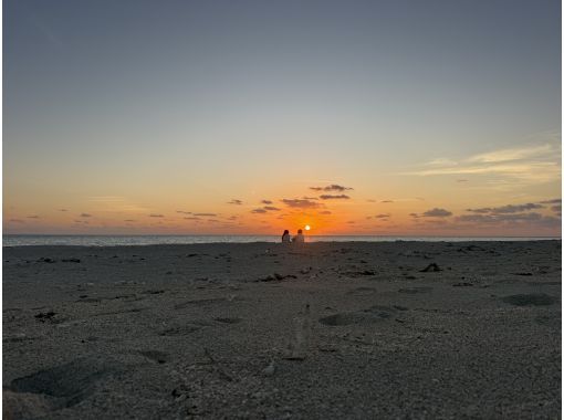 【沖縄・宮古島】ユニの浜サンセットゴールドツアーはSNS映え間違いなし！夕日を味わう贅沢な時間！（約1時間）の画像