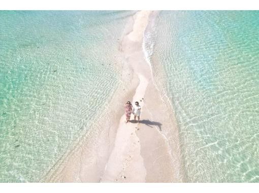 [Drone photography tour] ~ Capture your memories of Miyakojima from the sky ~ Recommended for families, friends, and couples ★ {1 hour course}の画像