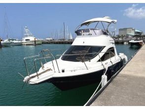 [Okinawa, Ginowan] Charter cruise at Okinawa's largest marina