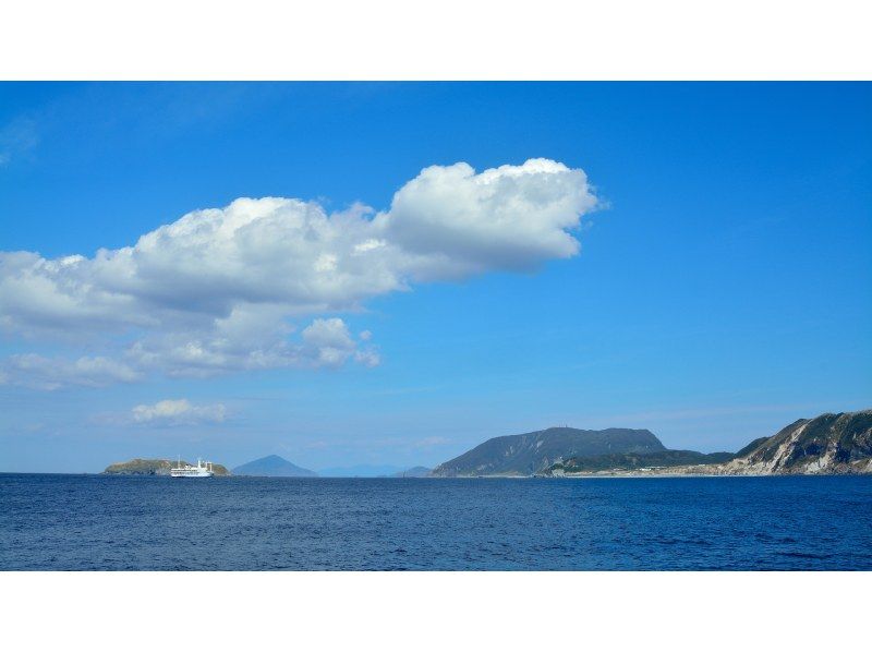 【東京・伊豆諸島】2025年10月12日(日)～13日（祝）島サイクリング「新島」。世界で希少なコーガ石の美しい島をサイクリングで巡るの紹介画像