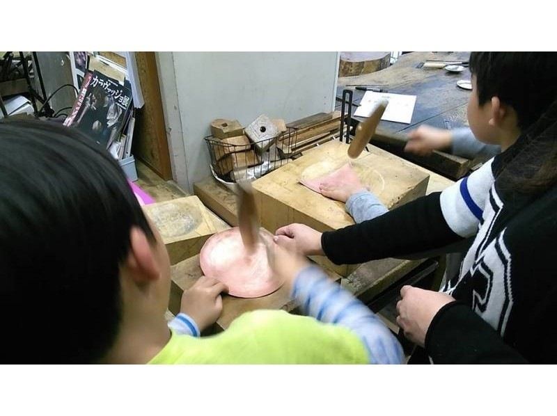 [Tokyo, Otsuka] Artis' Creative Course - Try making a copper plate using metalworking techniques! (Right next to Otsuka Station) Available in Englishの紹介画像