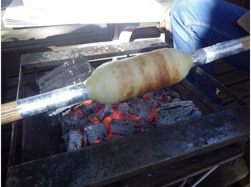 【山梨県・河口湖】焚き火を囲んでのんびり　『バームクーヘン作り』の画像