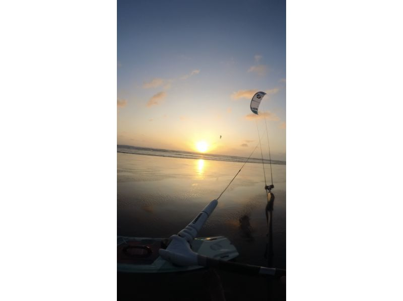 [Ishigaki → Taketomi Island] Taketomi Island 1-day kitesurfing trip! Empty-handed OK!の紹介画像