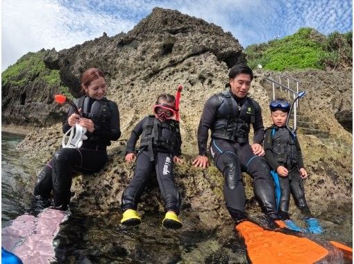 [Okinawa Blue Cave] If you can't go to the Blue Cave, you'll get a full refund. Private snorkeling plan: A completely private service for families, couples, or groups of friends!の画像