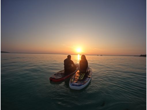 [Miyakojima - Industry First] ⭐️Former USJ Dancer as Guide⭐Sunset SUP Tour [Fully Private] Limited to one group! "Mysterious Space & Luxury Tour"の画像