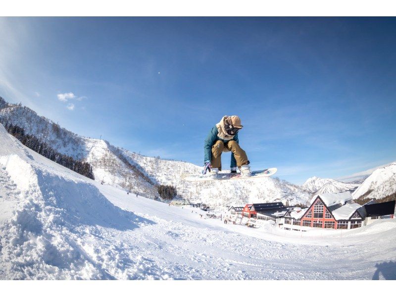 [新潟/神立] 滑雪＆單板滑雪一日遊 東京出發的上越新幹線〜神立滑雪場纜車票+租賃設備（滑雪/單板滑雪）の紹介画像