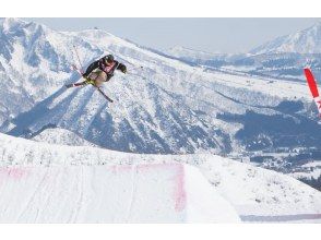 [Niigata, Kantate] Ski & Snowboard Day Trip B Plan from Tokyo on the Joetsu Shinkansen ~ Kantate Snow Resort lift ticket + rental equipment + wear included