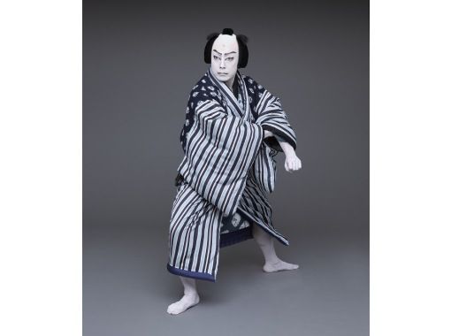 [Tokyo, Hatsudai] Watch Kabuki with an English audio guide! National Theater's New Year Kabuki Performance Second Class Seats Beginners, women and children welcome!の画像