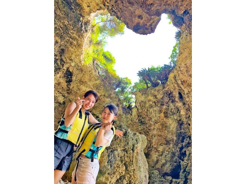 [Okinawa, Kouri Island] A safe, private experience for each group! Guided tour to the secret cave of Heart in the Sky の紹介画像