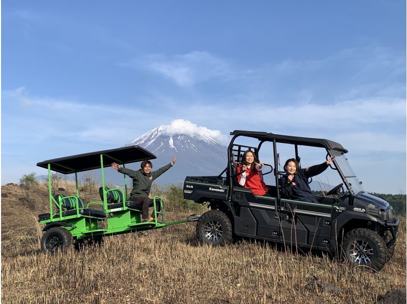 Large buggy tour (approx. 25 mins, up to 9 people) Hiking course, driver/guide in 10-seater buggy, SxS buggyの紹介画像