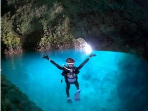 [Okinawa, Onna Village] Blue Cave, Private, Beach Entry, Trial Diving, Free Photos and Videos! ・About 2 hours, 3 times a day, English OK