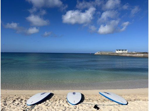 [Okinawa, Yomitan Village] Beginners welcome! Private tour for one group! Secret Beach SUP & Snorkeling Tour! Make the best memories in the beautiful sea of the west coast ♪の画像