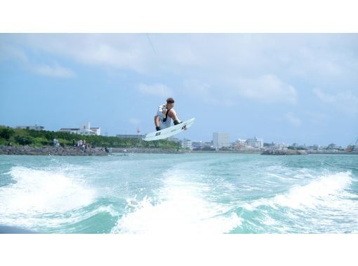 [Featured in ANA magazine] Wakeboard specialist ★ Safe lecture [Beginner to experienced] I definitely want to stand up! I want to become good! Participation in national competitions and production of professional riders ★ Fully equipped equipmentの画像