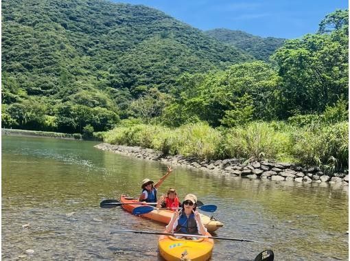 【鹿児島・奄美大島】マングローブカヌーとウミガメシュノーケルと滝ツアーの画像