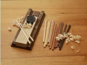 Experience making chopsticks using a plane in Ginza, Tokyo ♪ 