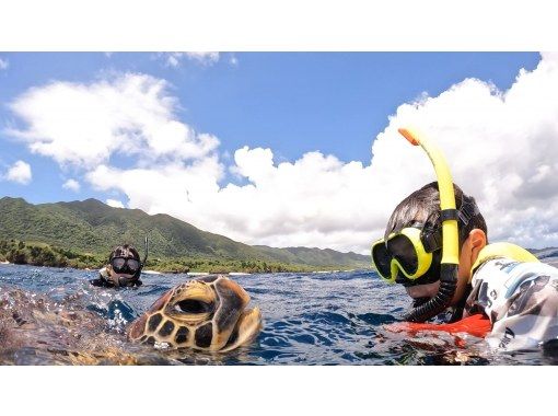 【石垣島/当日予約OK】大人気ウミガメ大捜索シュノーケル！お子様からご年配の方までしっかりサポート/撮影データ無料約2時間の画像