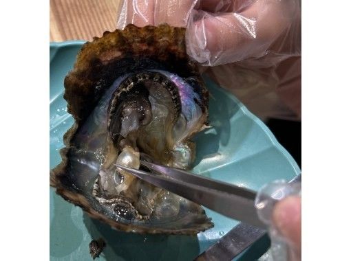 【沖縄・恩納村】沖縄で今話題の真珠取り出し体験〜【体験プラン】（体験時間5分）の画像