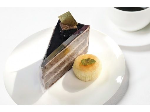 【神戸】14:45出航ティークルーズ「CONCERTOオリジナルケーキ」フリーソフトドリンク付き★生演奏の流れる船内で優雅なひと時をの画像