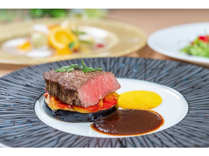 ★4/1～【兵庫・神戸】19:15出航ナイトクルーズ「アルテミス洋上に灯る月光をイメージ」牛フィレ肉ソテー等フレンチコース全5品の紹介画像