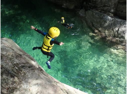 【滋賀】子どもと一緒に水遊び！ウォーターキッズ　キャニオンスイミングの画像
