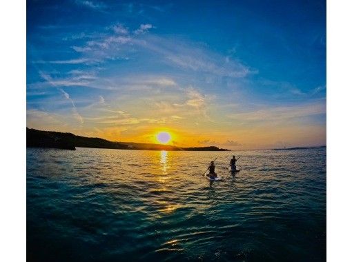 [Morning Activity x Sea Turtles] Sunrise SUP x Sea Turtle Snorkeling Double Experience Tourの画像