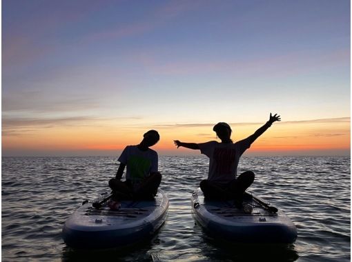 [Miyakojima・SUP] Make a reservation the day before ◎ | ★Sunrise SUP with the sunrise★ A great way to start your day!の画像