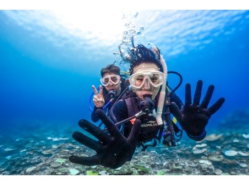 【沖縄・宮古島】ダイバーになろう！オンライン学習で学科完結〜PADIオープンウォーターダイバーコース（2日間）の画像