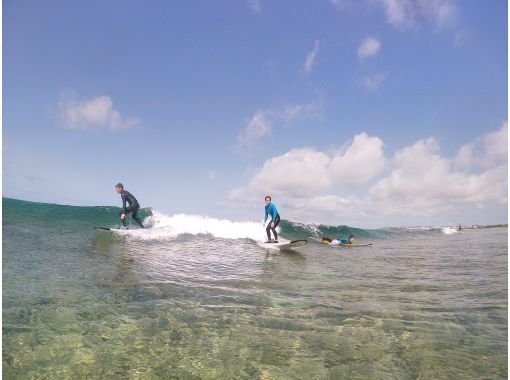 [Okinawa / Chatan] Sponsored by the World Surfing Federation Instructor! Free photos and transfers available! Advanced surfingの画像