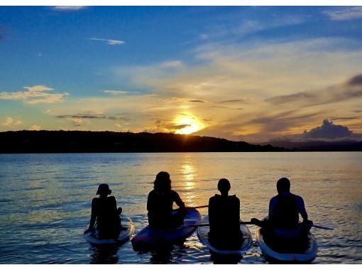 【今帰仁村・古宇利島周辺開催】サンライズSUPツアー〜完全貸切♪朝の静かな海をSUPクルージング〜思い出写真は無料プレゼント〜の画像