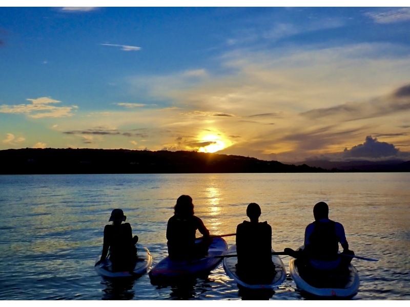 【今帰仁村・古宇利島周辺開催】サンライズSUPツアー〜完全貸切♪朝の静かな海をSUPクルージング〜思い出写真は無料プレゼント〜の紹介画像