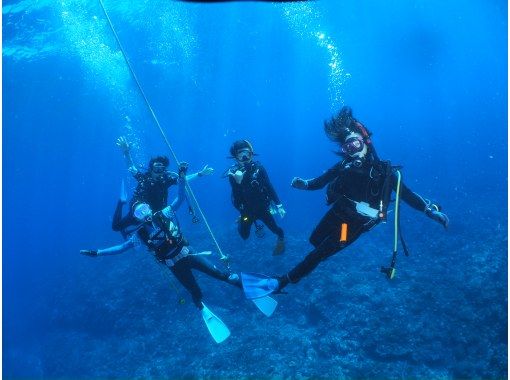 A course for families to enjoy the ocean! [Diving experience in the morning ☆ Tourist gourmet in the afternoon!] After-drink service!の画像