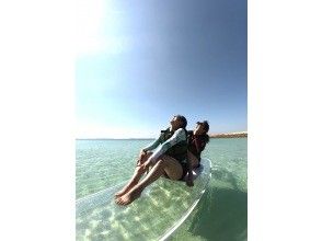 초보자 환영! ! 【오키나와・온나손】클리어 SUP! 안정감 발군! 바다 위에 서는, 그런 마법이 걸리는 순간을 체감!