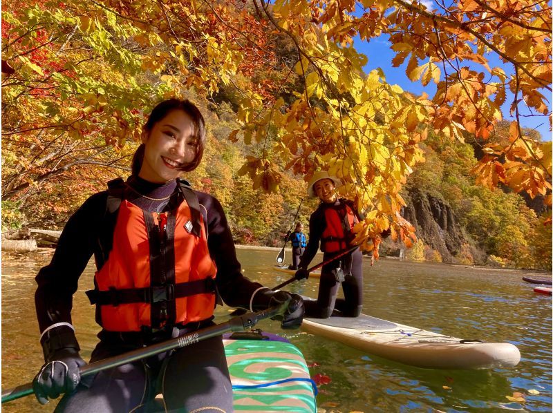 【北海道・SUP体験】透明度の高い支笏湖の湖面をクルージング！SUP体験（半日コース）の画像