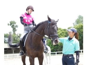 [Hyogo/Akashi/Higashiharima]Weekday Limited! Learning is quick because it is one to one! Horse riding Experience (one-to-one course)の画像