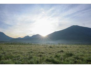 【栃木県・奥日光】『早朝の美しい自然と楽しむ』早朝の戦場ヶ原さえずりツアー