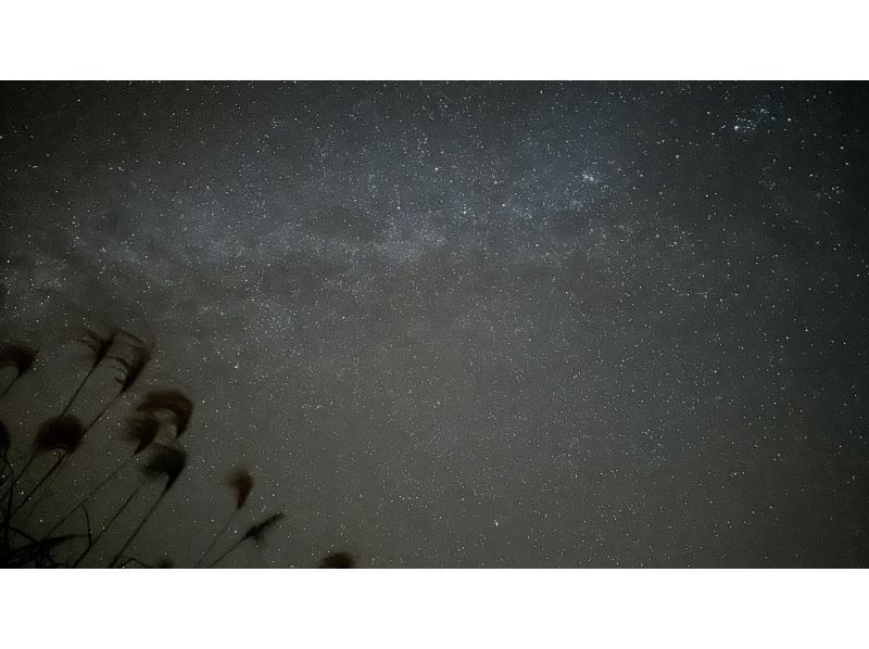 【与論島】おひとり様限定あなただけの癒し時間星空ガイドと行く海辺で波音に癒される寝ころび星空ナイトツアーの紹介画像