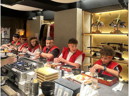 [Tokyo, Asakusa] Experience making sushi while feeling like you've traveled back in time to the Sengoku period! Entertainment Restaurant/Shogun Courseの画像