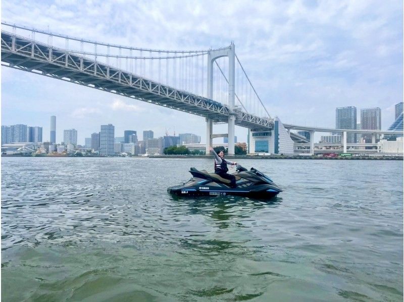 [Tokyo, Sumida River - Offshore Haneda Airport] Exhilarating MAX PWC!! Exhilarating touring on a jet ski! ★New Tokyo sightseeing tour★ Fun for families and couples!!の紹介画像